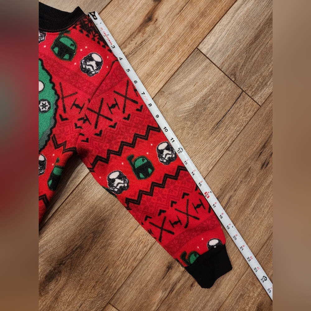 Star Wars Red and Green Sweater - Picture 8 of 8